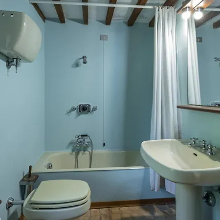 Villa Casale Le Querce Di 8, Emma