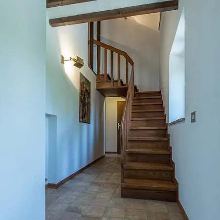 ヴィラ Casale Le Querce Di 8, Emma チェトーナ