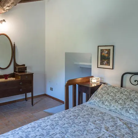 ヴィラ Casale Le Querce Di 8, Emma *